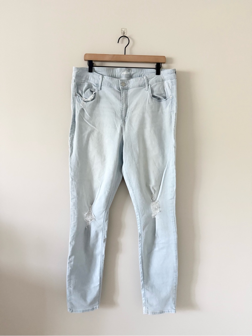 Old Navy Rock Star Light Blue Women's Distressed Skinny Jeans Size 16 Tall